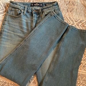 Hollister mom jeans